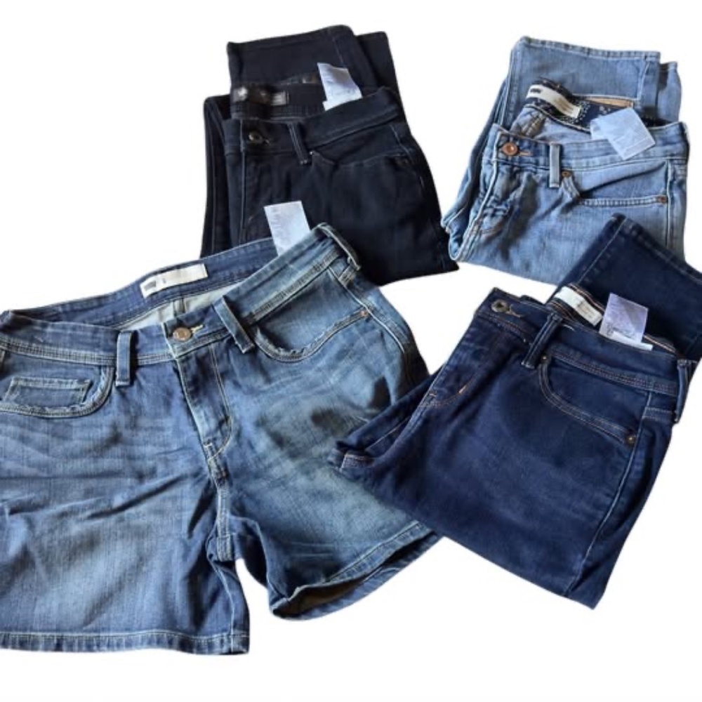 Size 4 Levis Bundle